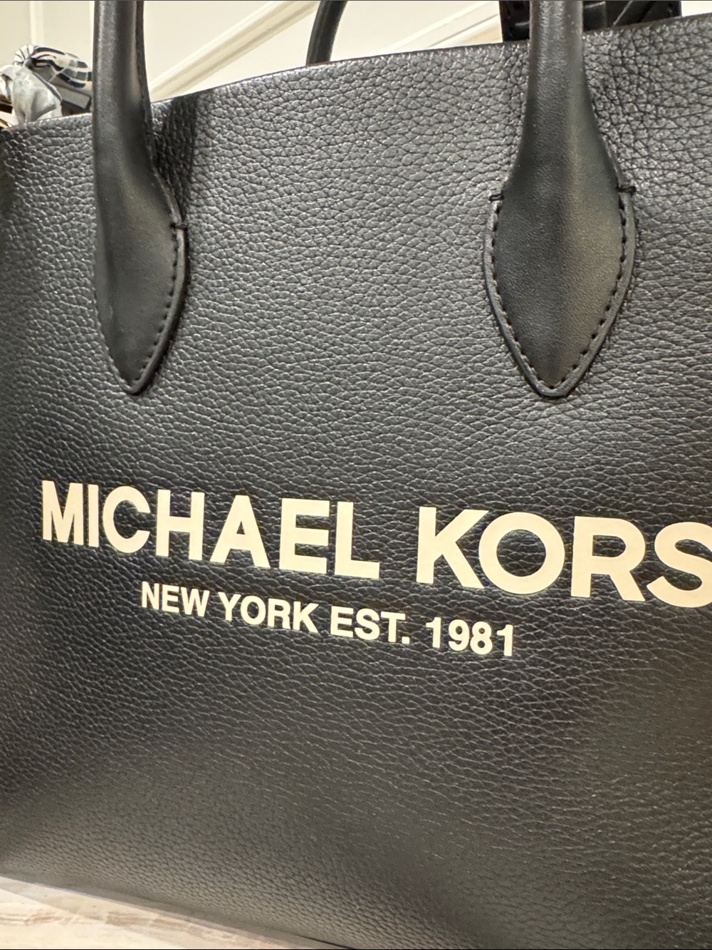 Michael Kors Bag Black Pebbled Leather Logo Structured Tote Satchel Crossbody - Picture 6 of 17